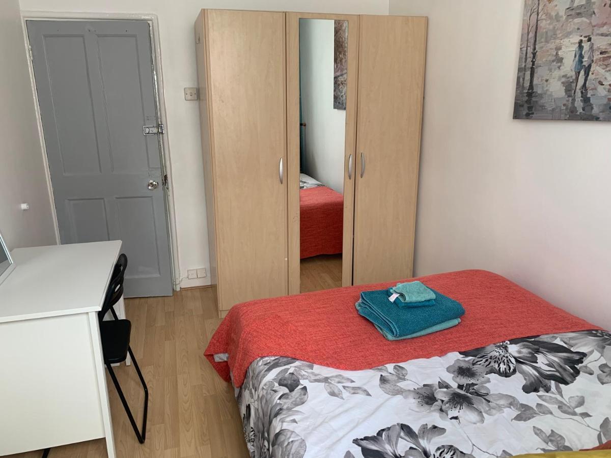 Stunning 3 Bedroom Flat In Stockwell Londres Exterior foto